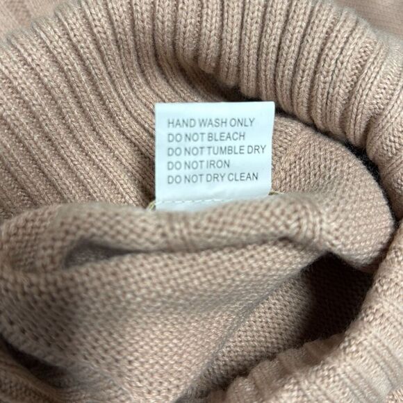 Shiraleah Women’s Turtleneck Sweater Cape Poncho One Size - Picture 6 of 6